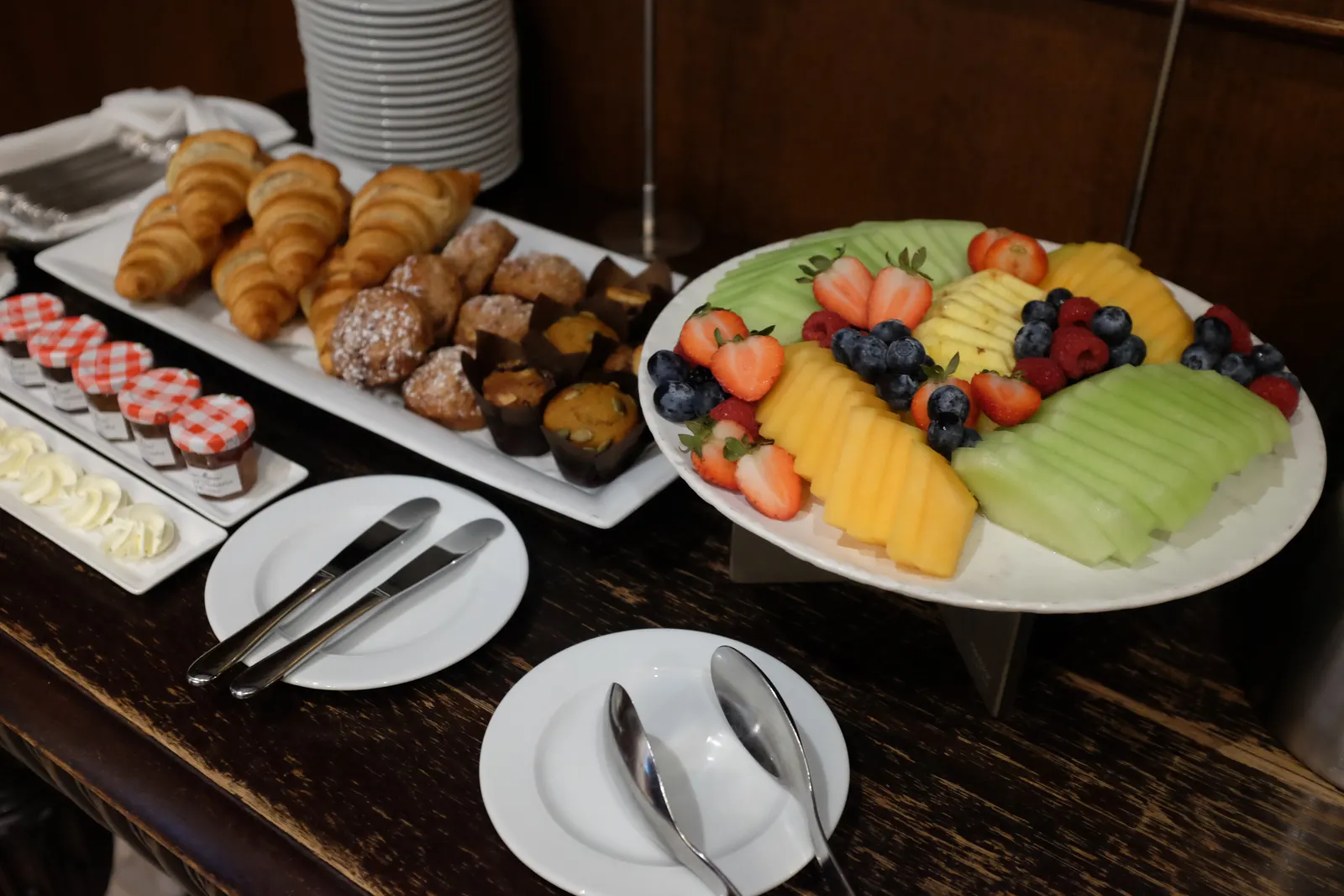 Lunch buffet and event setting following the Private Wealth Briefing